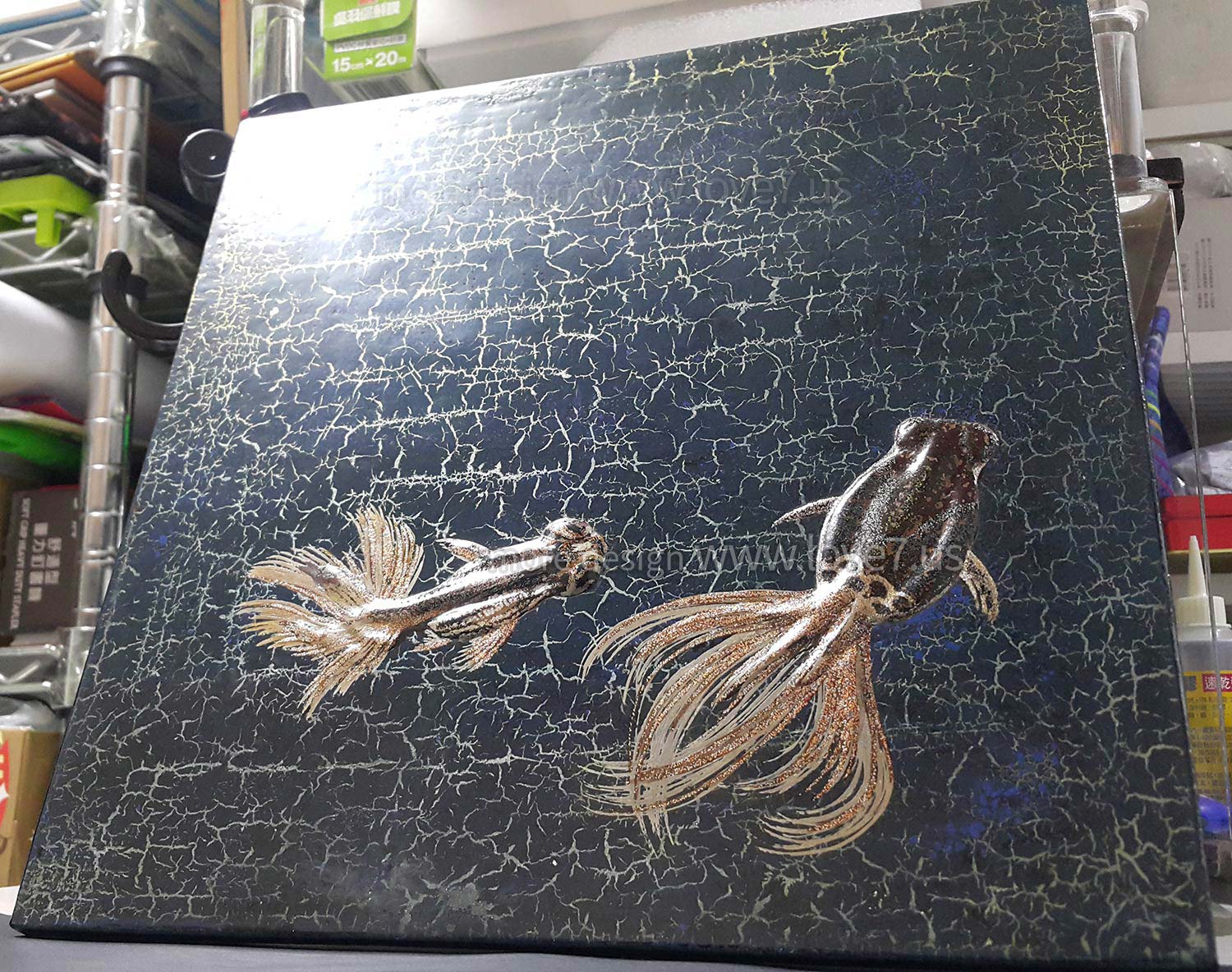 藝術品artwork ONE AND THE ONLY 蒔繪金魚漆藝製作方法
