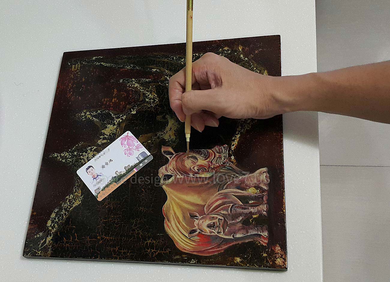 楊偉鴻金箔及煤油漆
